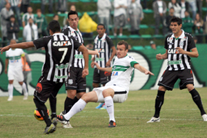 Coxa correu atrás do resultado duas vezes e chegou ao empate (Foto: Divulgação/Coritiba)