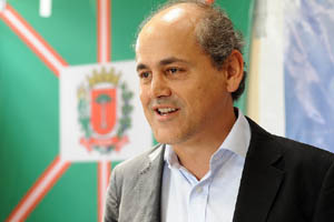 Gustavo Fruet anuncia parte do secretariado municipal nessa segu