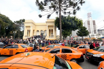 protesto taxi1