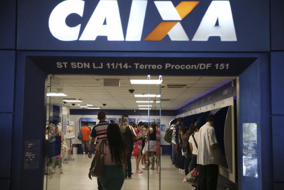 Trabalhadores podem aproveitar o sábado para sacar o FGTS inativo nas agências da Caixa EconômicaJosé Cruz/Arquivo/Agência Brasil