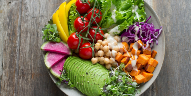 Dicas para exercitar o autocuidado por meio da alimentação saudável