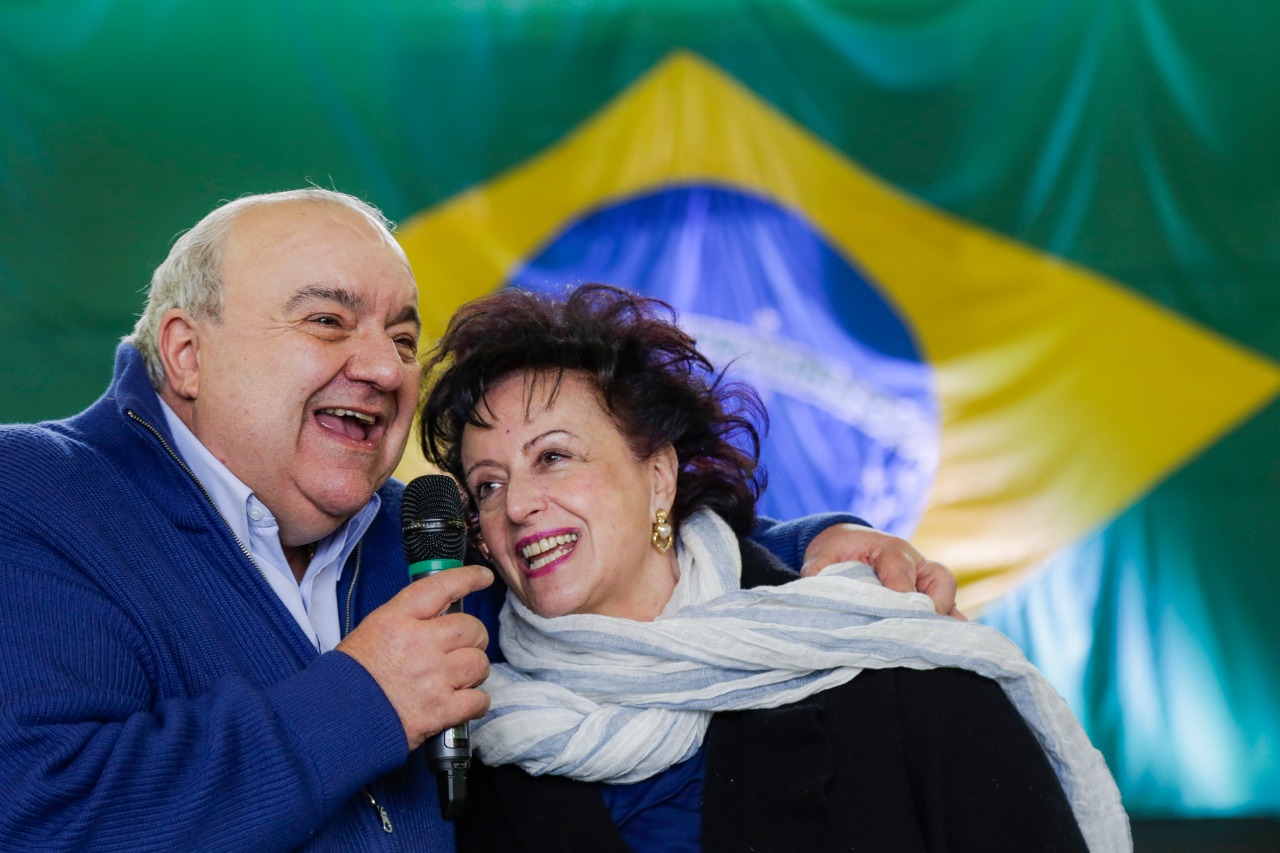 primeira-dama Margarita Sansone e Rafael Greca