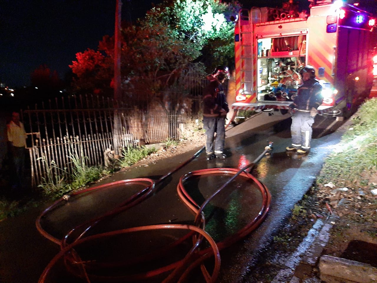 casa-incendio-parolin