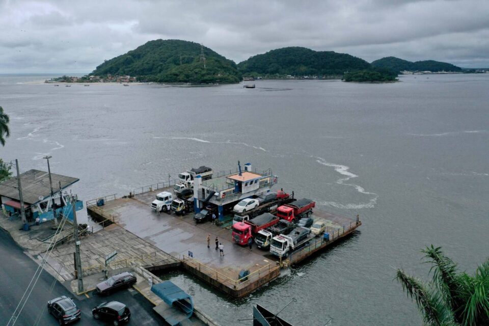 Ratinho Jr diz que ponte é única solução para ferry-boat e que não há  como mudar empresa agora
