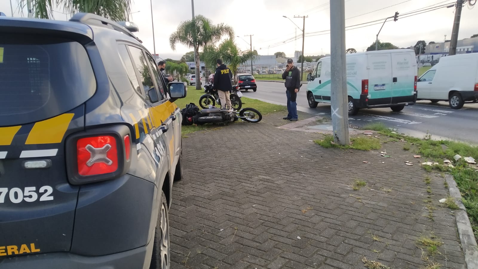 Acidente motos linha verde