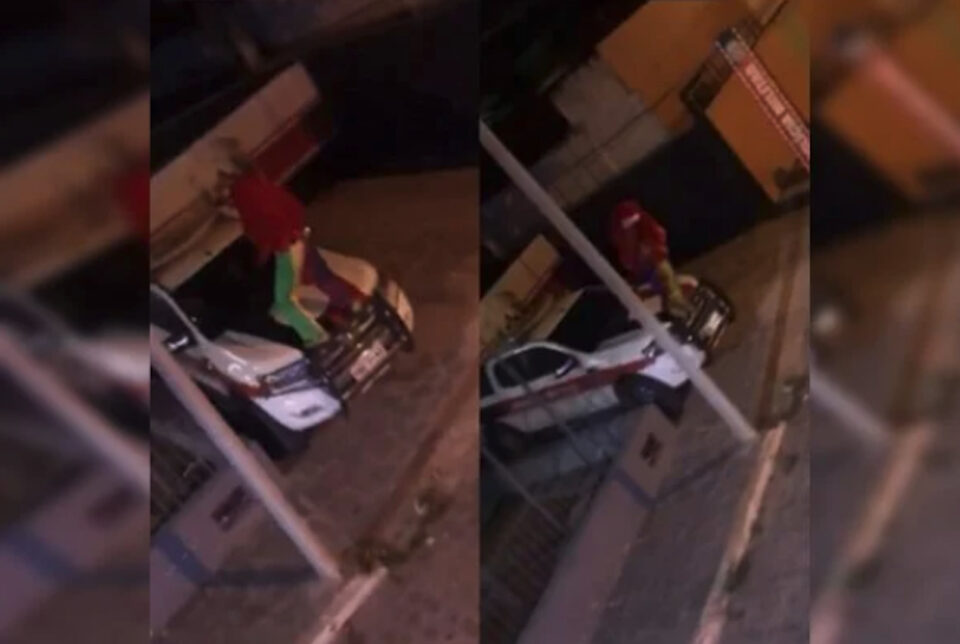 Vídeo mostra dança de ‘Fofão’ em cima de viatura da Polícia Militar 