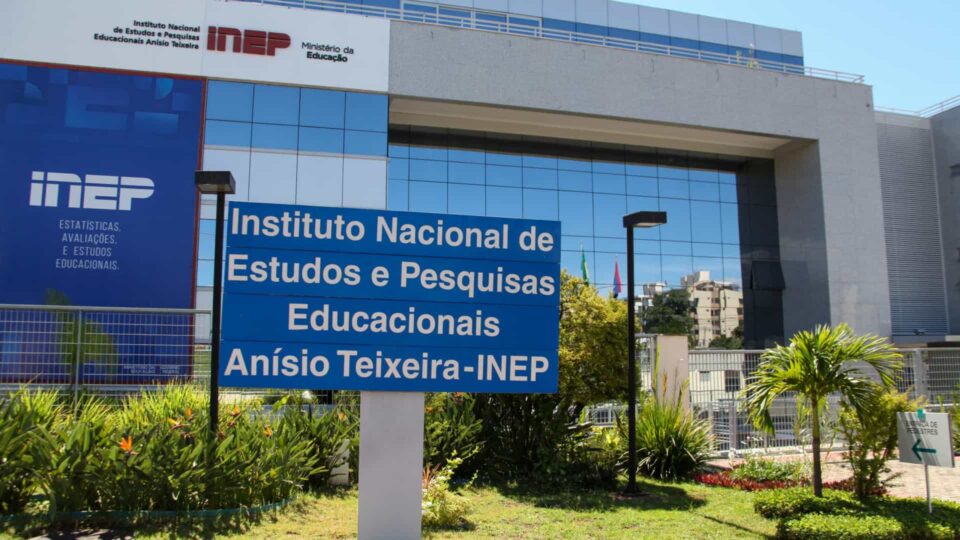 A 13 dias do Enem, dezenas de funcionários do Inep pedem demissão