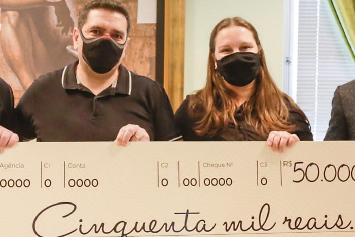 Gerente de marketing, contadora e juiz são premiados no Nota Curitibana