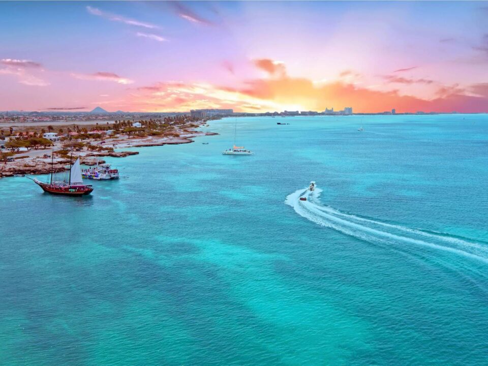 Viagem de uma semana para Aruba está 40% off por apenas R$ 1999