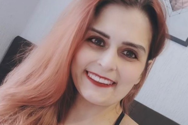 Cirurgia perigosa para retirada de tumor gigante de curitibana foi a primeira no Brasil Cirurgia perigosa para retirada de tumor gigante de curitibana foi a primeira no Brasil