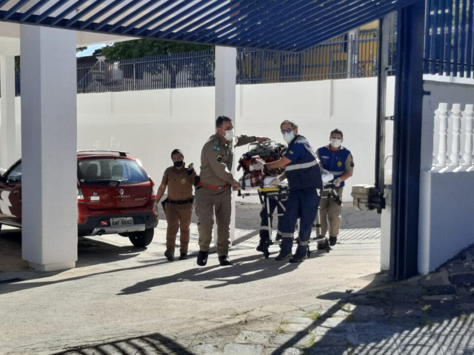 Mulher que foi brutalmente agredida pelo marido está intubada na UTI