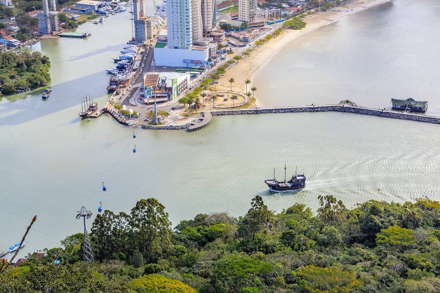 Pacote de Viagem - Balneário Camboriú - Carnaval 2022