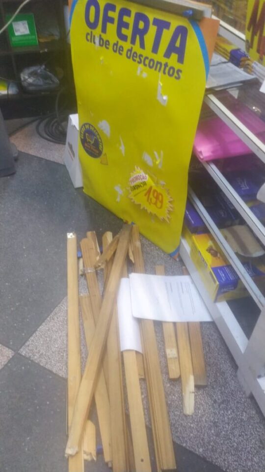 Paulada em criança