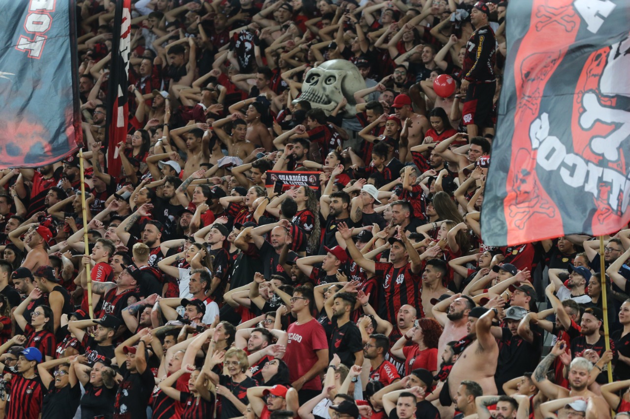 Torcida no estádio