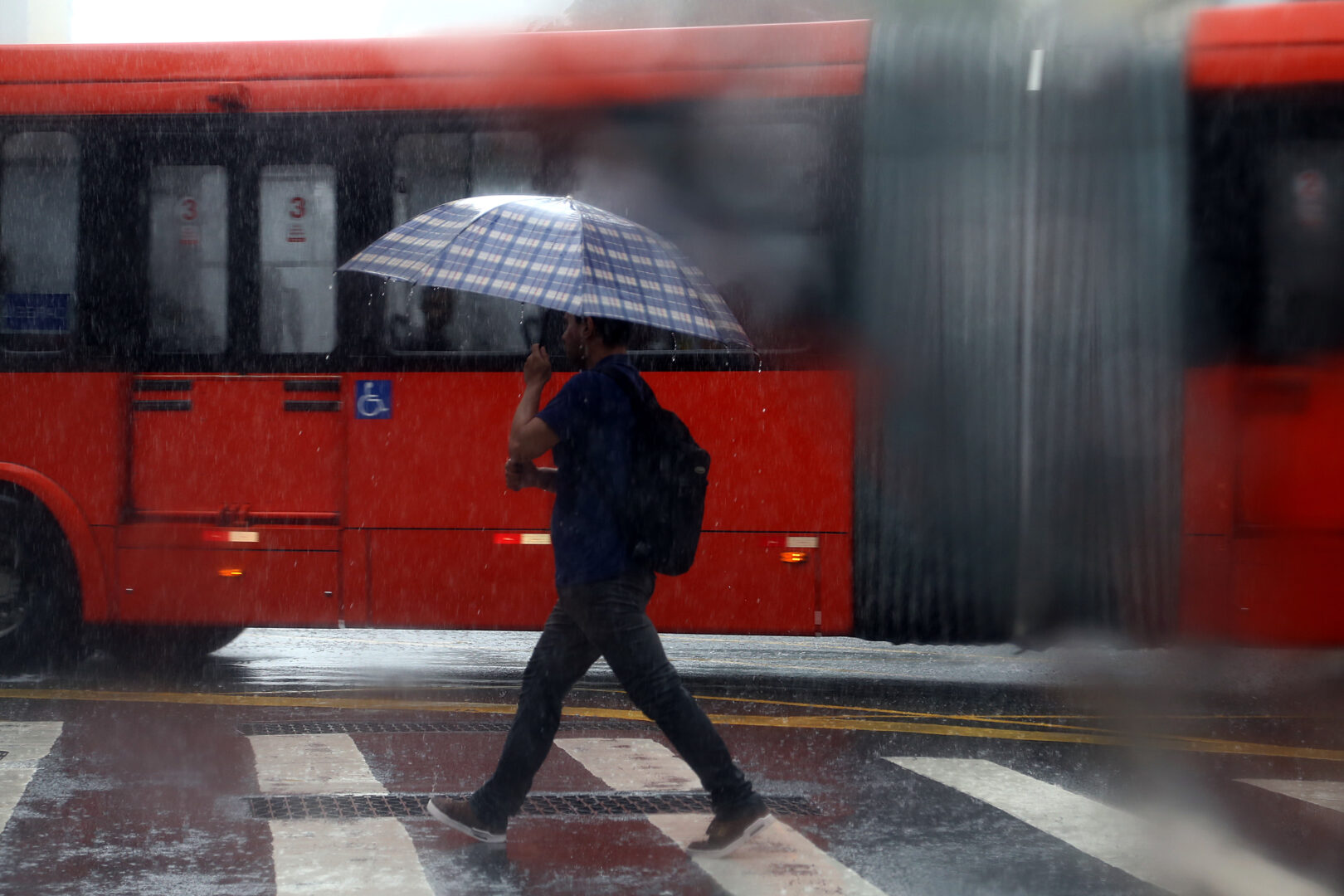 chuva em curitiba