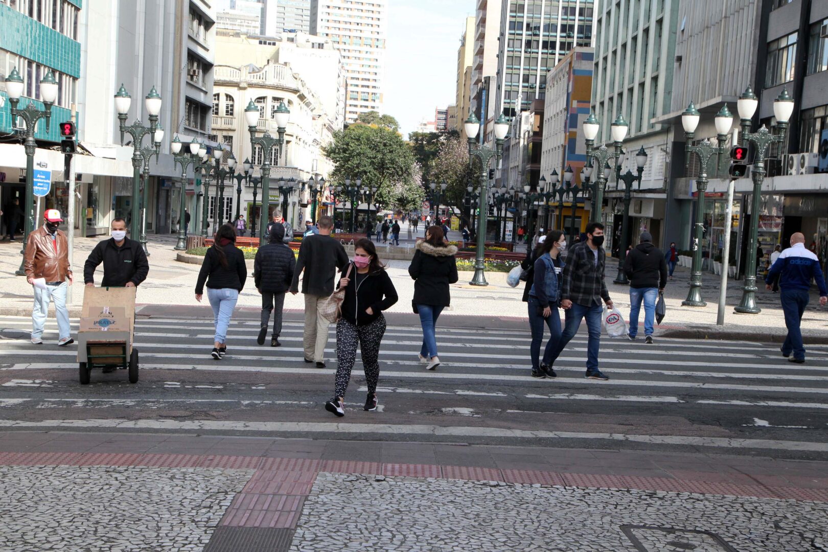 Curitiba Rua XV Covid