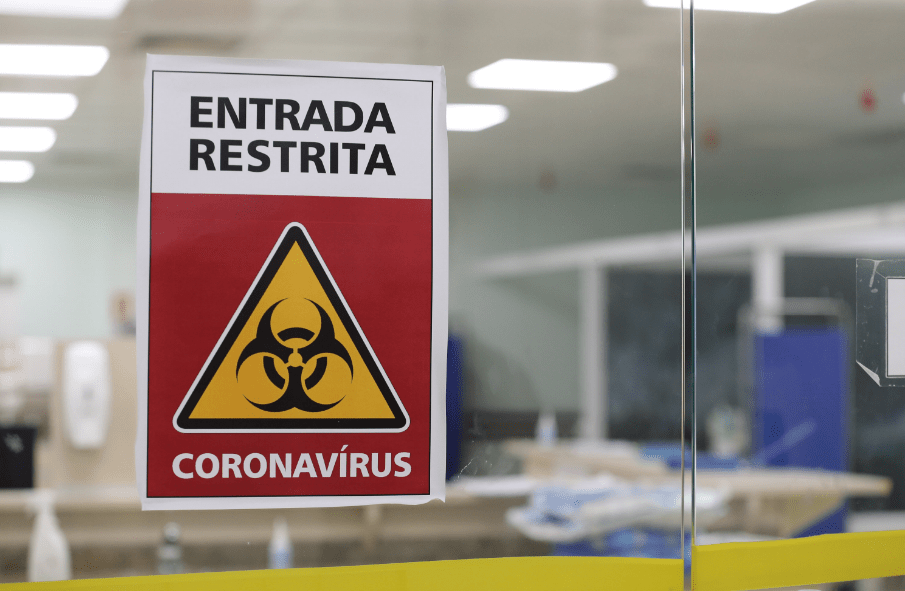 Com vítima de 24 anos, Paraná confirma 48 novas mortes pela Covid-19 Com vítima de 24 anos, Paraná confirma 48 novas mortes pela Covid-19