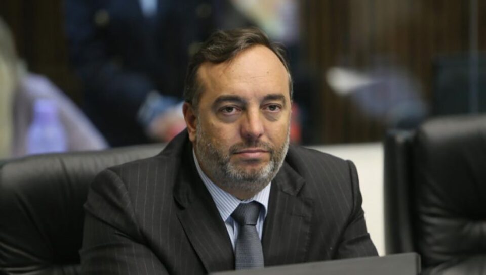 Francischini volta à Assembleia Legislativa e não descarta disputa por uma vaga no Senado