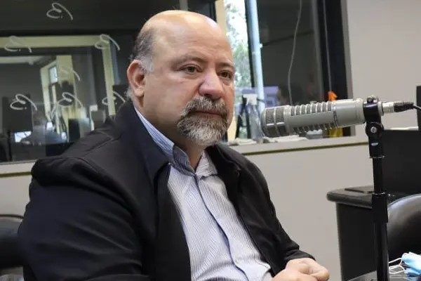 Prefeito de Fazenda Rio Grande tem mandato cassado na madrugada e vice assume Prefeito de Fazenda Rio Grande tem mandato cassado na madrugada e vice assume