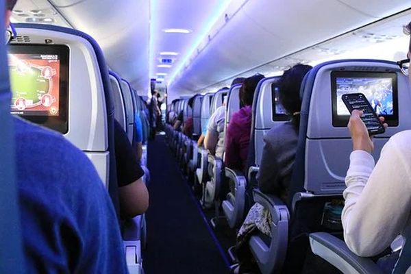 Aéreas brasileiras preveem alta de preços das passagens com ataques à Ucrânia
