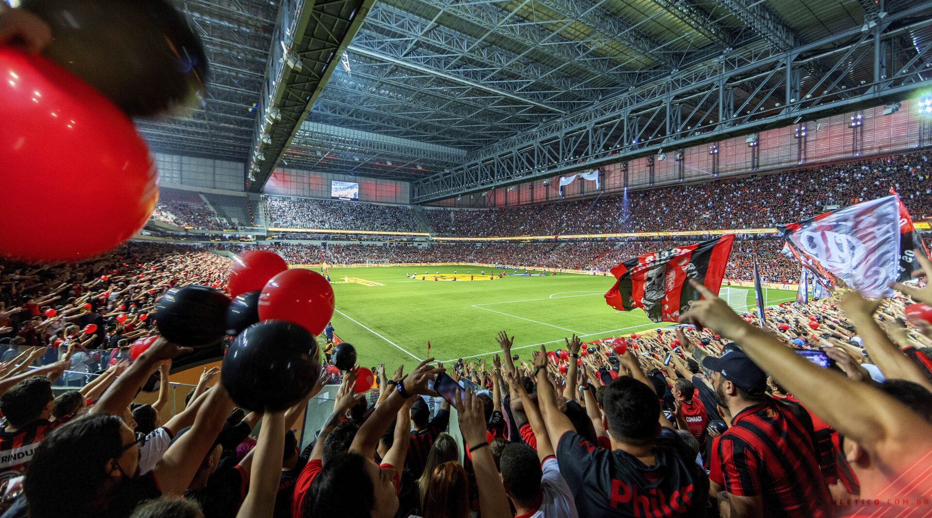 Torcida athleticana aguarda mais uma estreia do Furacão na Libertadores. Foto: Roberto Souza/athletico.com.br