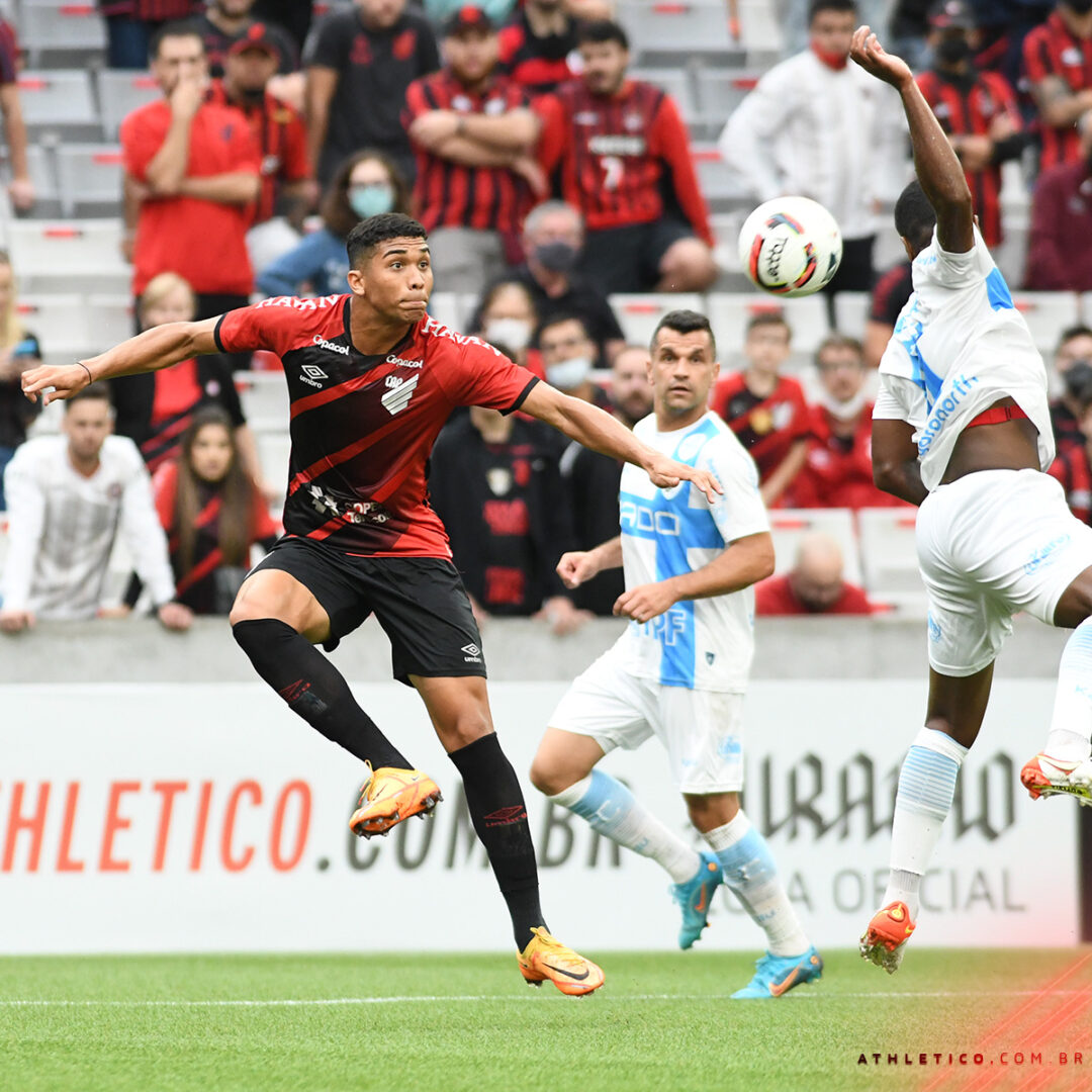 Furacão venceu Londrina e avançou no Estadual. Foto: Gustavo Oliveira/athletico.com.br