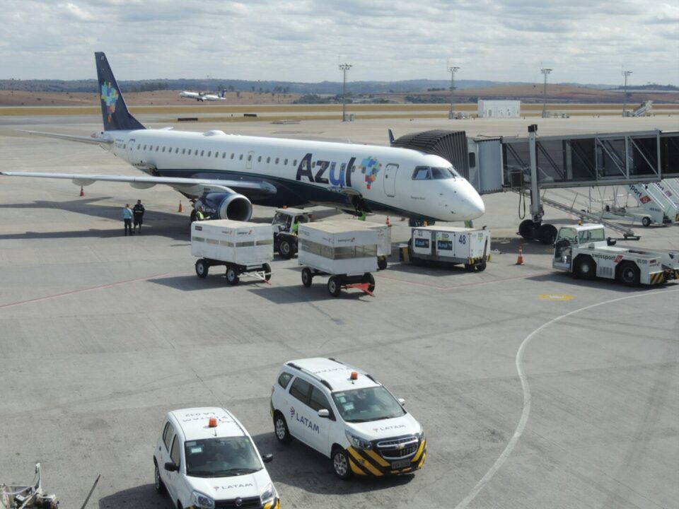voo-avião-azul