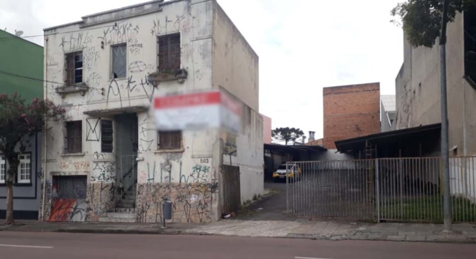 corpo prédio Largo da Ordem Curitiba