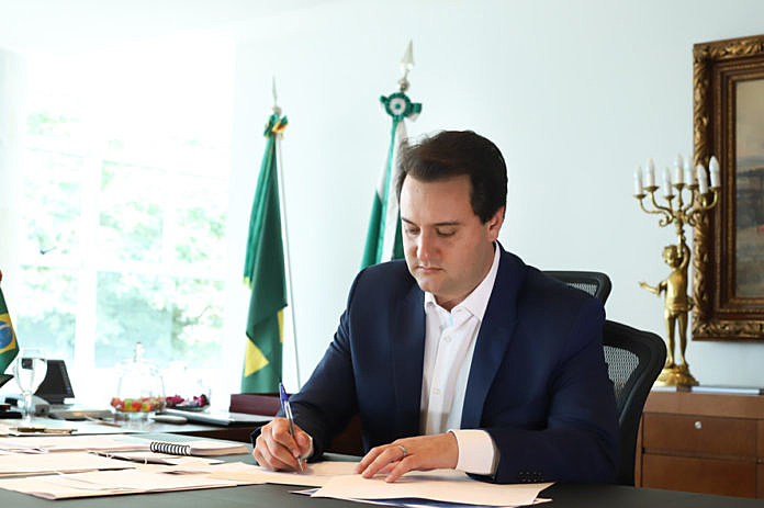 ratinho junior sanciona passaporte sanitário