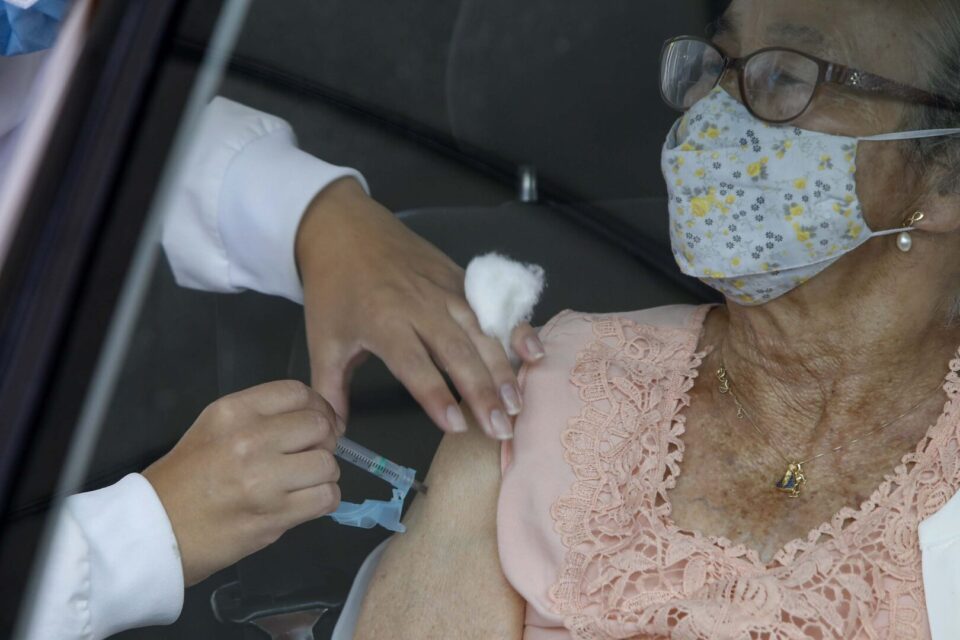 vacinação dose de reforço