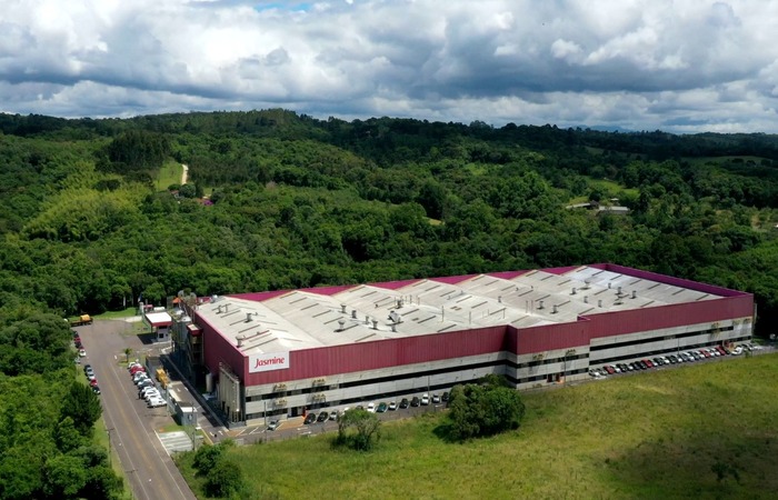ndústria de alimentos anuncia compensação ambiental de 100% das embalagens