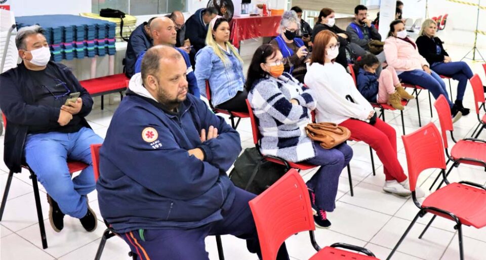 greve geral servidores São José dos Pinhais
