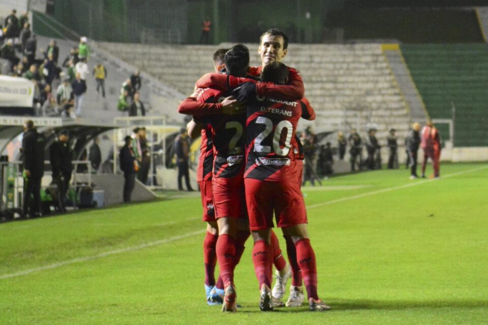 Furacão vive sua melhor fase, em resultados, com Felipão Foto: ANTONIO MACHADO/FUTURA PRESS/FUTURA PRESS/ESTADÃO CONTEÚDO