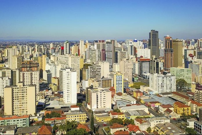 Curitibanos preferem imóveis antigos na hora de comprar casa própria; veja bairros mais buscados
