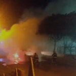 Homem pega carro da mãe emprestado e devolve somente as cinzas do veículo em Pinhais