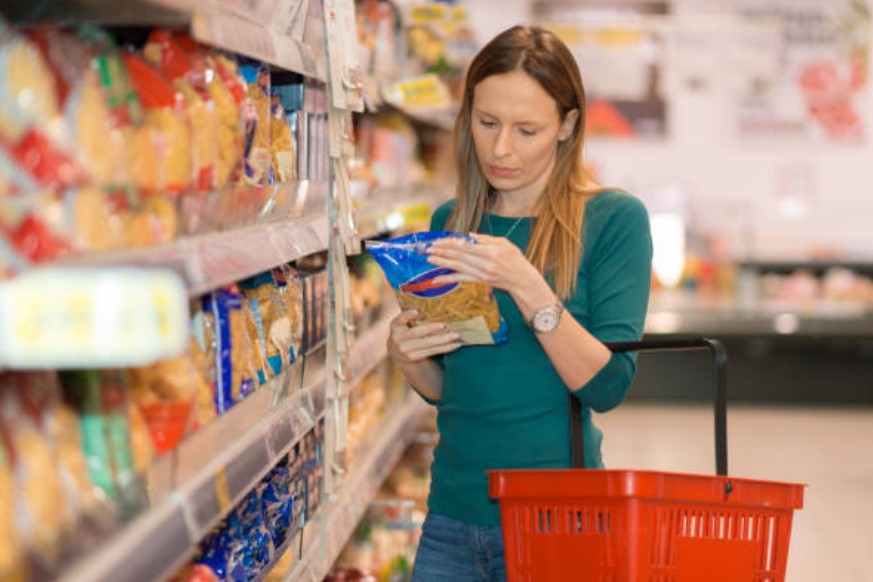 Compre cinco e pague dez? Saiba o que é reduflação e como não ser enganado no comércio Compre cinco e pague dez? Saiba o que é reduflação e como não ser enganado no comércio