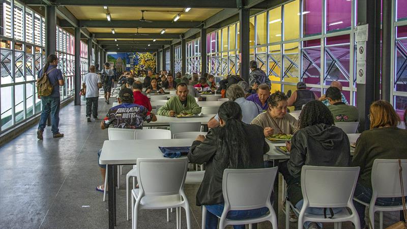 restaurante popular curitiba
