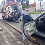 Diarista é atropelada em avenida do Batel quando voltava do mercado no primeiro dia de trabalho
