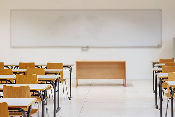 Aluno faz ameaça de ir armado para aula e gera pânico entre colegas de universidade em Curitiba