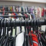 Peças de roupa a partir de R$ 1: veja como será o bazar dos Amigos do HC com mais de 3 mil itens