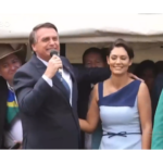 bolsonaro imbrochável brasília