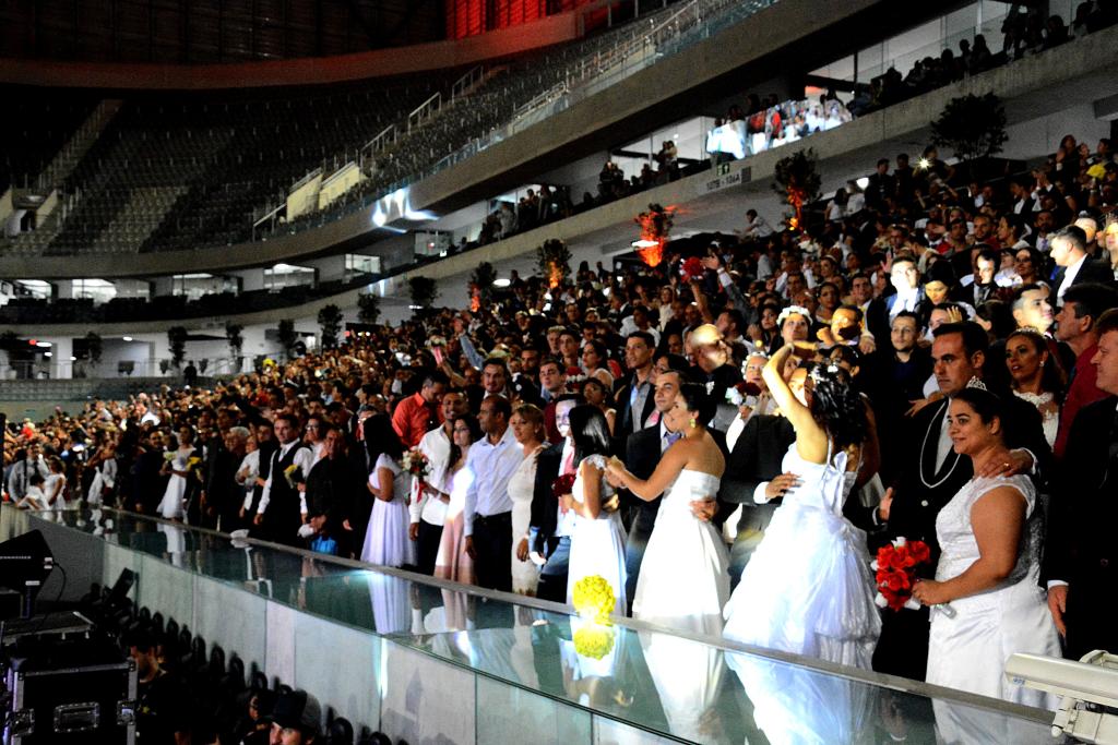 casamento coletivo arena da baixada