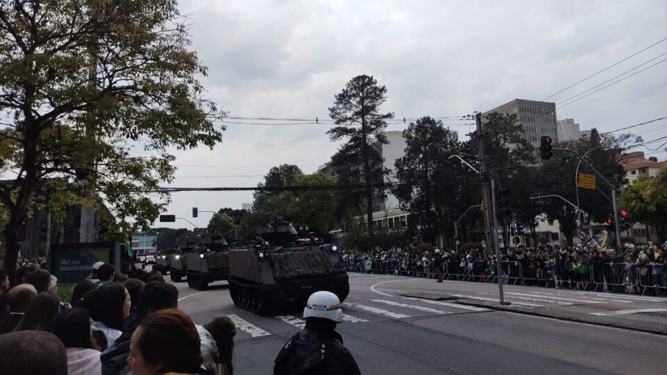 Curitiba retoma desfile de 7 de Setembro após dois anos de suspensão por conta da pandemia; fotos Curitiba retoma desfile de 7 de Setembro após dois anos de suspensão por conta da pandemia; fotos
