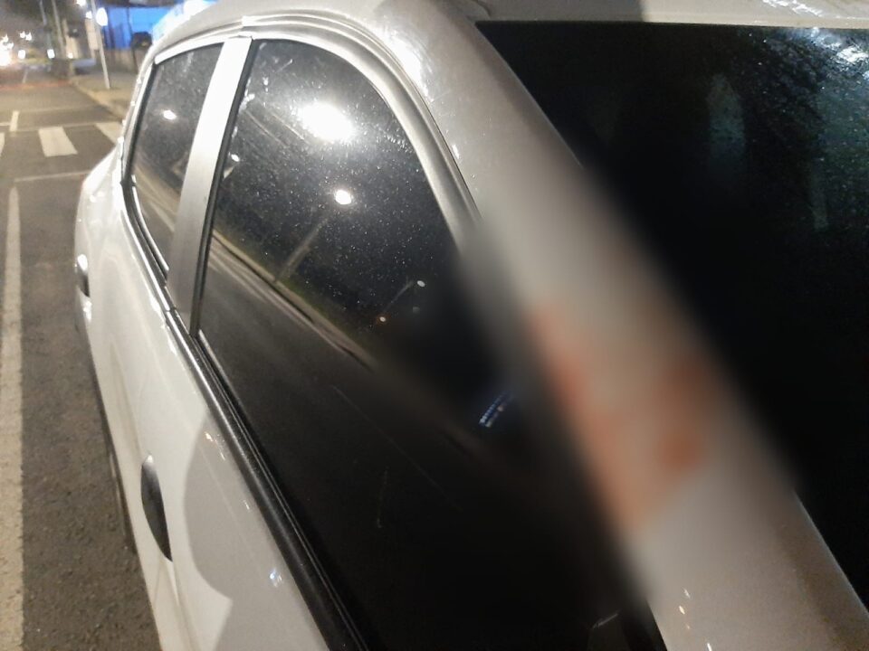 Assaltantes rendem e agridem motorista de app com martelo, mas acabam presos em São José dos Pinhais (2)