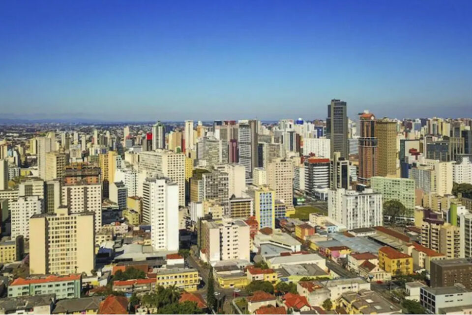 Ticket médio de venda de imóveis usados cresce 10,5% em setembro em Curitiba 