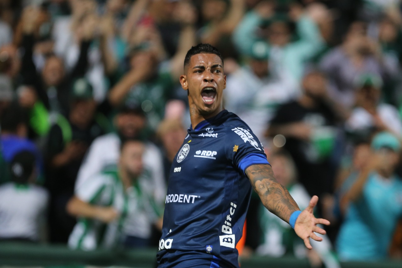 Alef Manga, do Coritiba