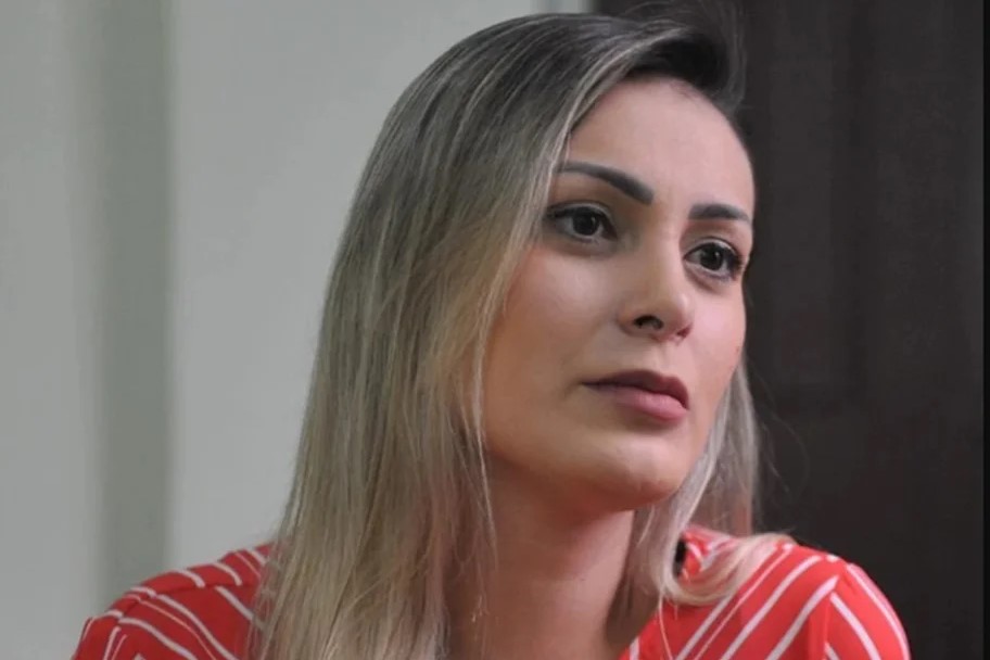 Amigos de Andressa Urach relatam uso de 'camisa de força' e '20 dias de terror em clínica'