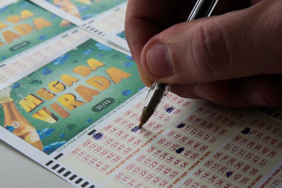 Premiação histórica: apostas da Mega da Virada podem ser feitas a partir desta quarta-feira 
