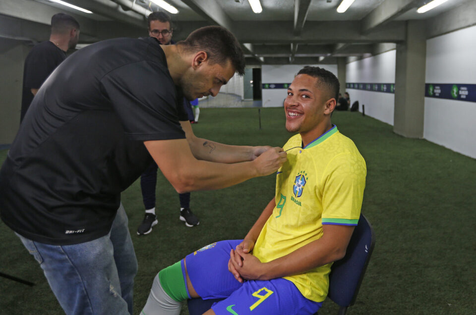 Vitor Roque, atacante da seleção brasileira no Sul-Americano sub-20.