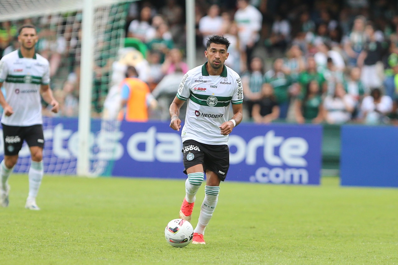 Marcelino Moreno, meia do Coritiba.